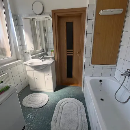 Ginger Apartment