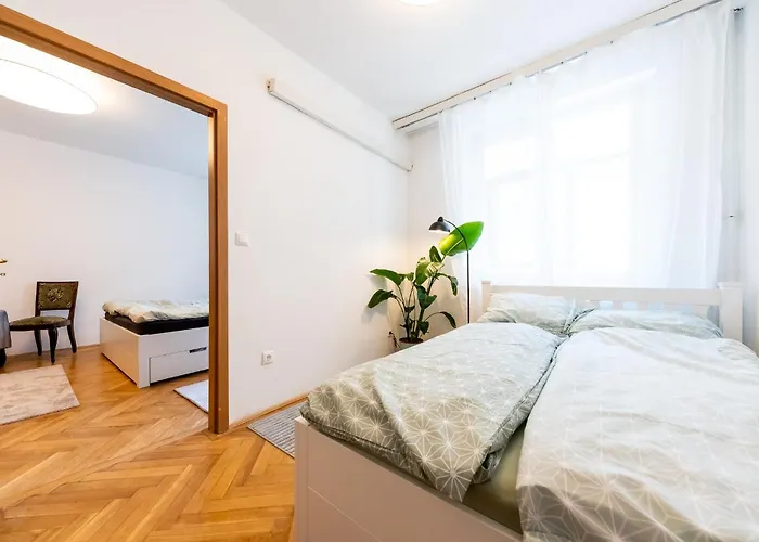 Ginger Apartment